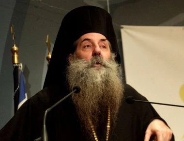 Κόντρα μεταξύ Σεραφείμ και Λαϊκού Συνδέσμου για τις δηλώσεις Κ.Ακριβοπούλου
